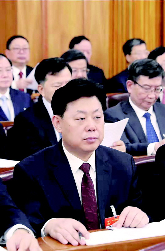 全国人大代表,中国铁路济南局集团有限公司总经理王新春 本报特派记者